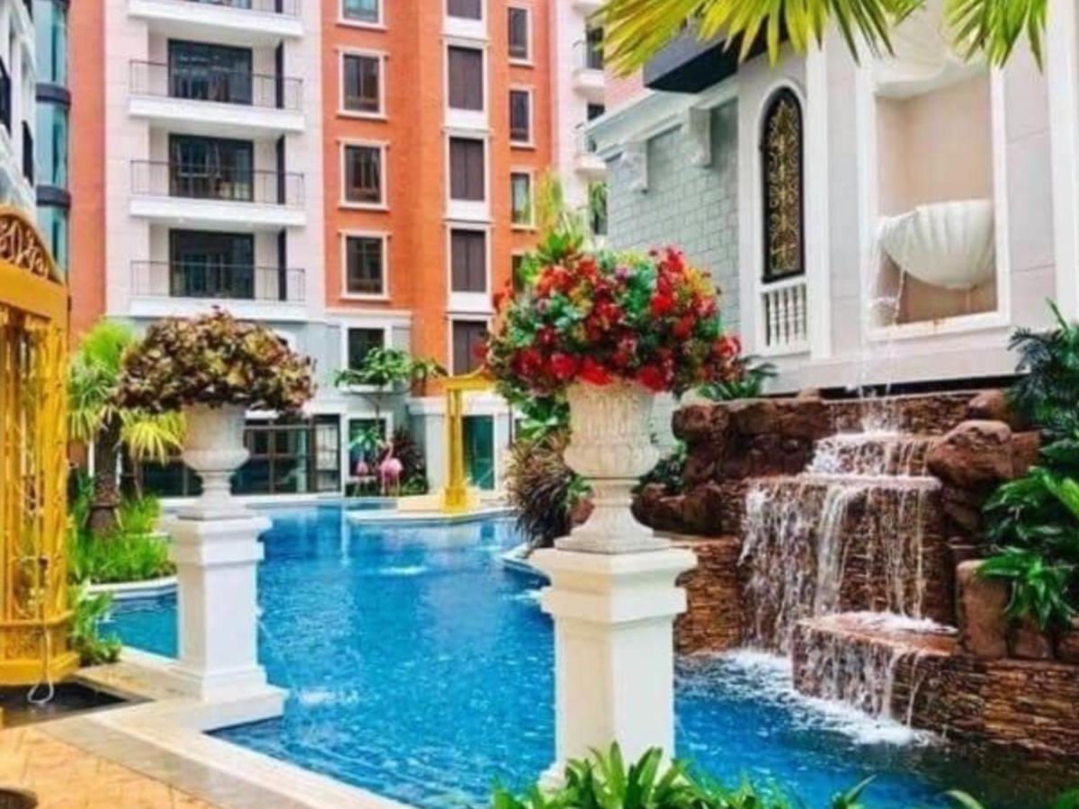 Espana Condo Resort 888 Pantai Jomtien Bagian luar foto