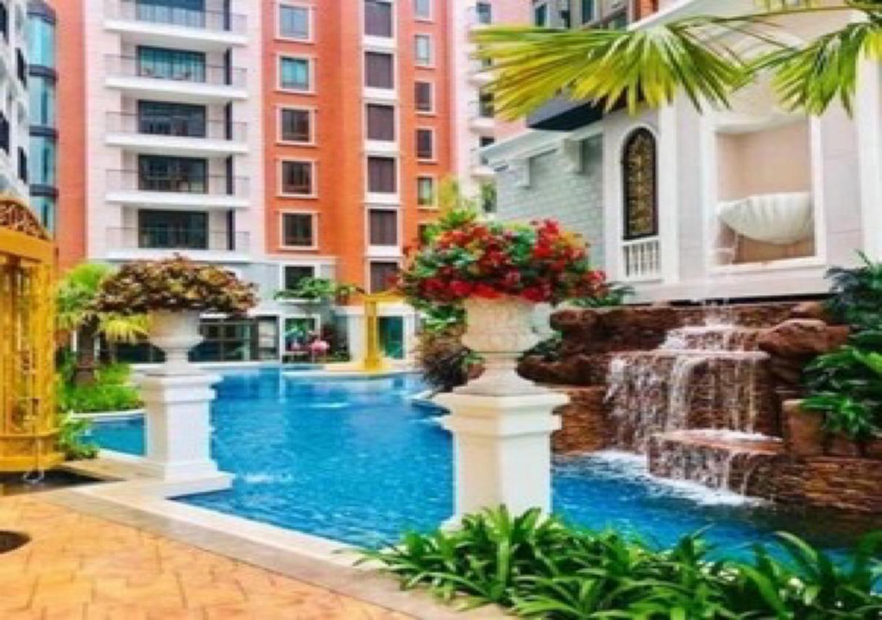 Espana Condo Resort 888 Pantai Jomtien Bagian luar foto