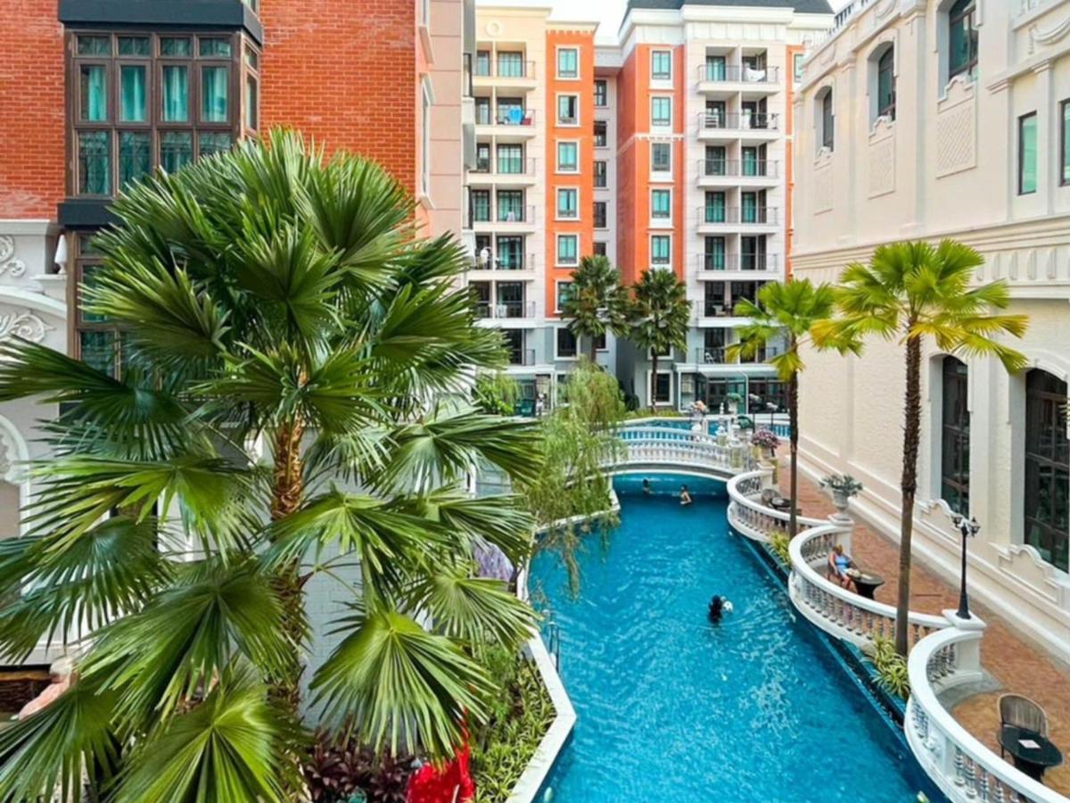 Espana Condo Resort 888 Pantai Jomtien Bagian luar foto